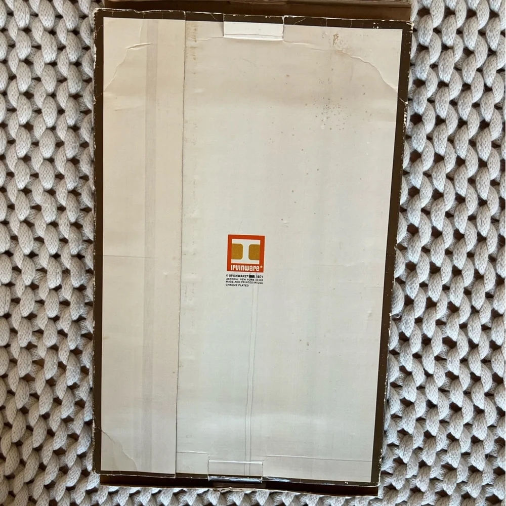 Irvinware oblong serving tray, new in box
